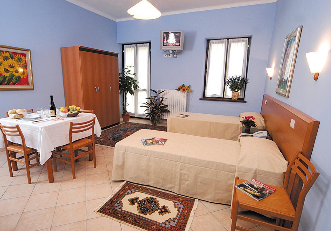 Casa Vacanze Provenzale ตอร์เรเปลลิเช ภายนอก รูปภาพ