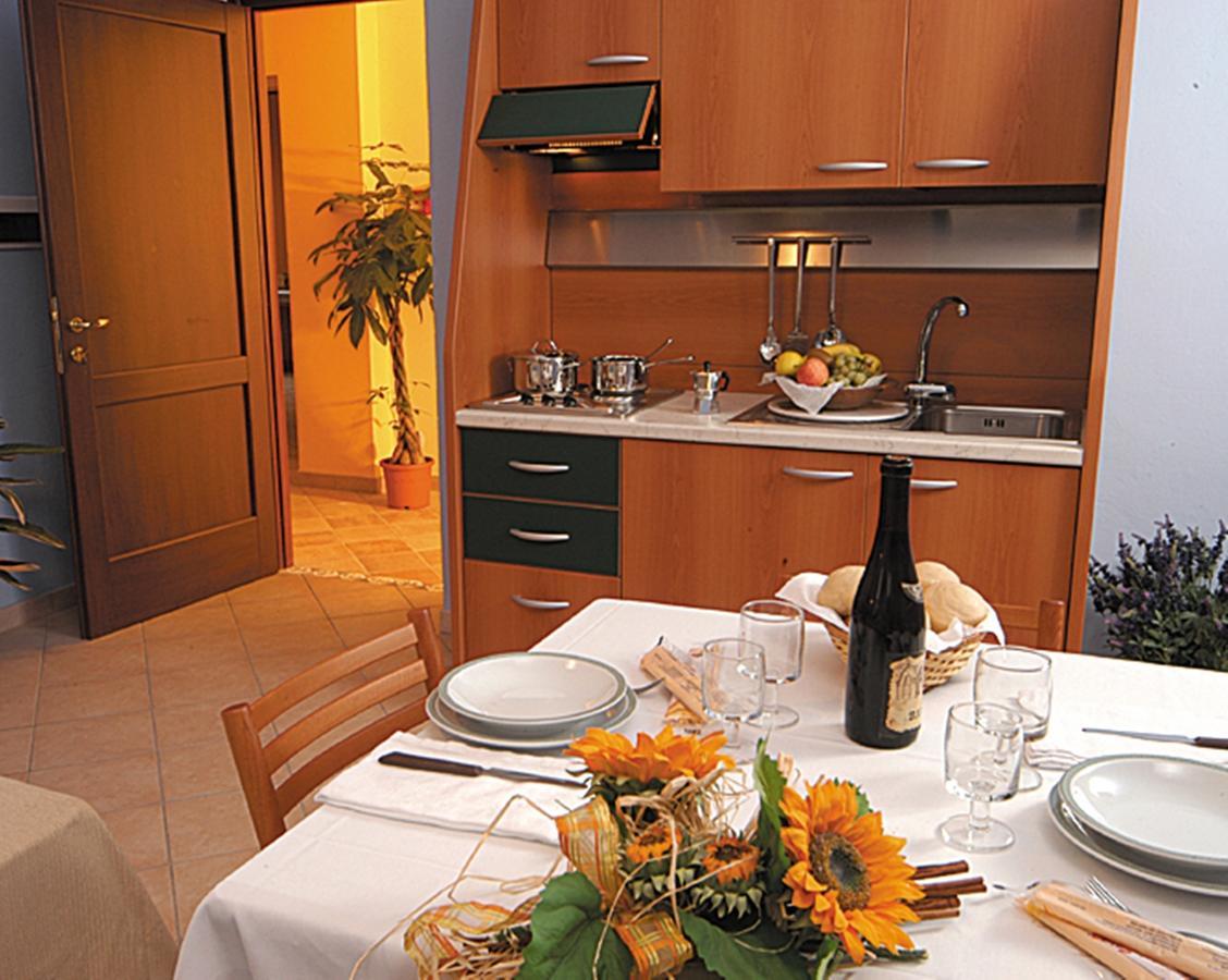Casa Vacanze Provenzale ตอร์เรเปลลิเช ห้อง รูปภาพ