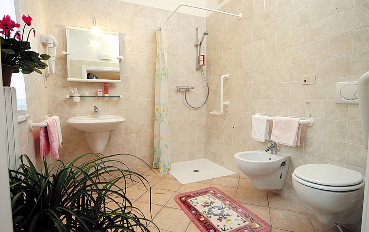 Casa Vacanze Provenzale ตอร์เรเปลลิเช ห้อง รูปภาพ